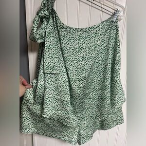 Significant Other Women’s Iris Romper Ditsy Carnation One Shoulder Sz 2